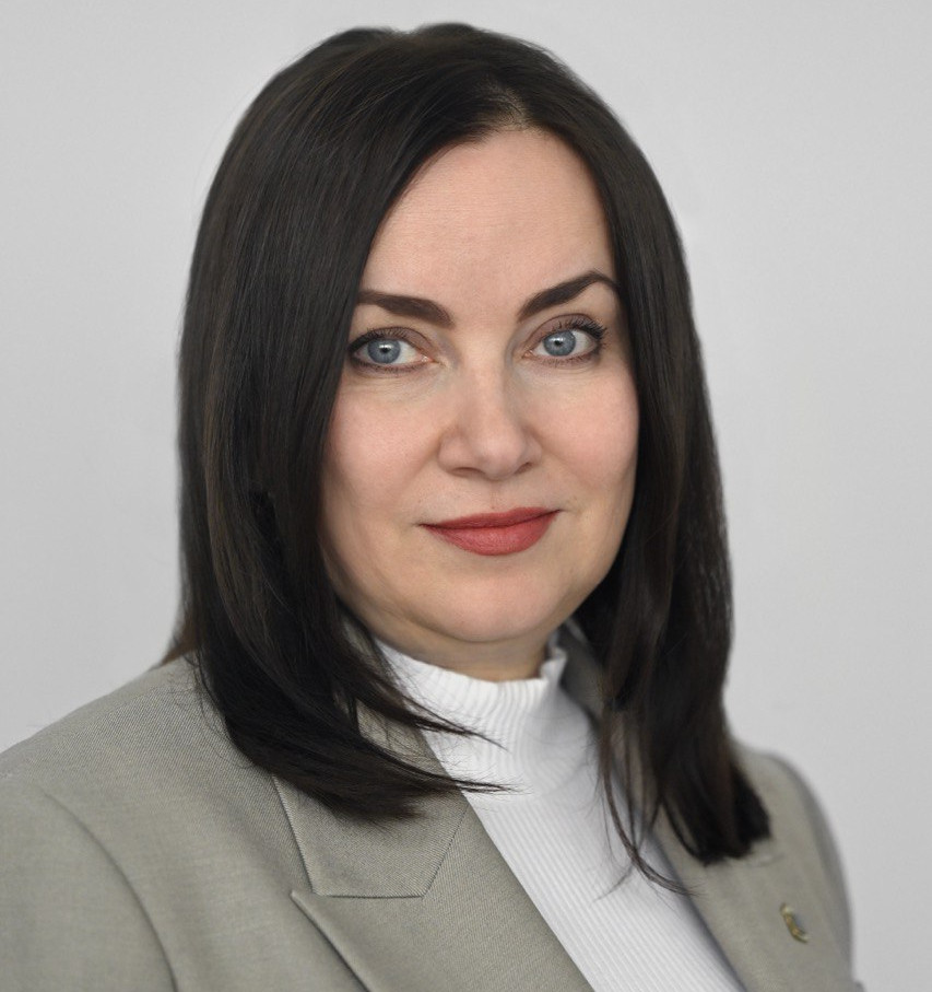 Photo 5312079426906427082 Y