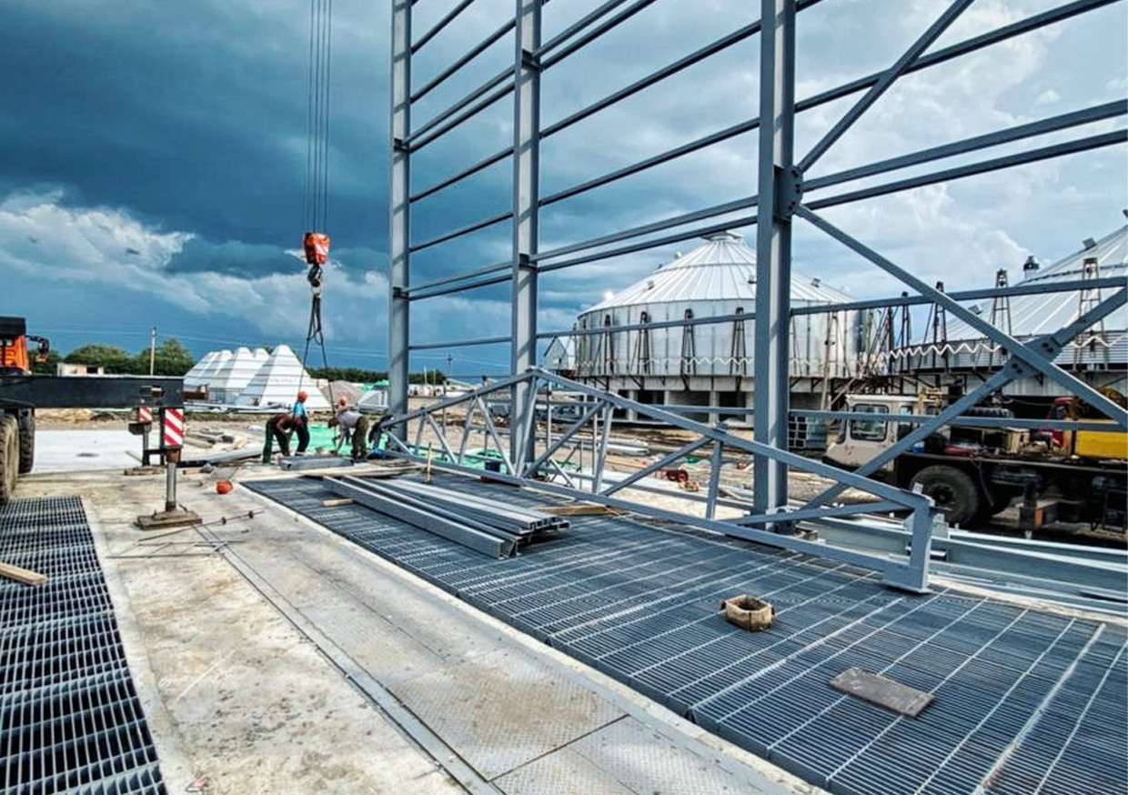 Строительство комплекса по сушке, подработке и хранению зерна «Жерновное» в ООО «Долгоруково-АгроИнвест» в Липецкой области, 2021 год