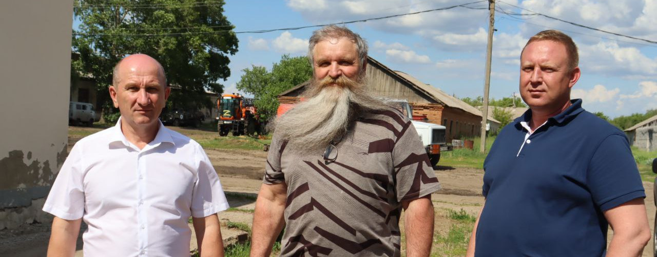 S Blizhajshimi Kollegami