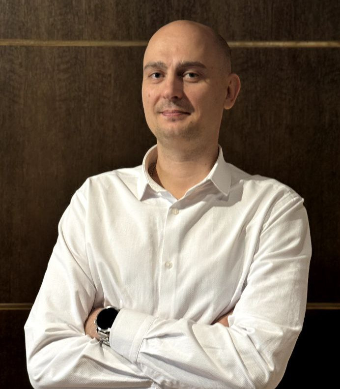 Larionov Denis Olegovich 2