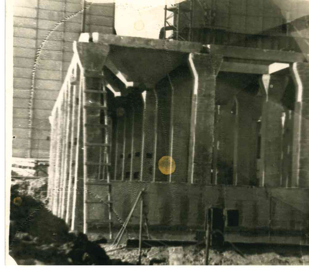 Vozvedenie Sten Novogo Elevatora